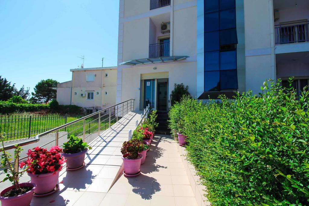 Hotel Keisa Dhërmi Esterno foto